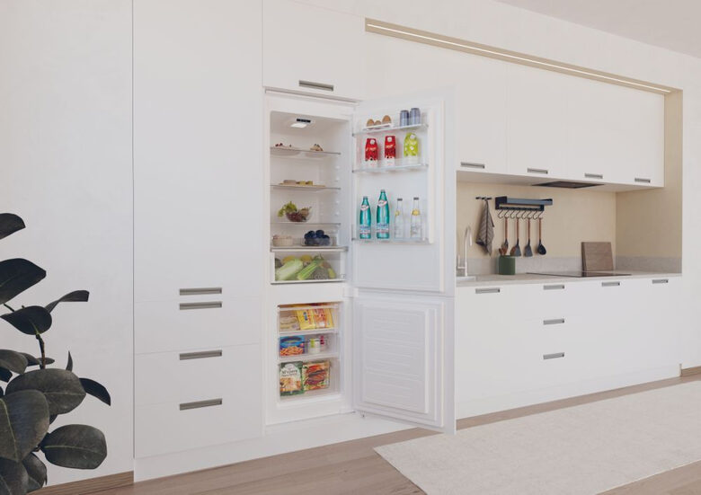 De Longhi F6CSF250E frigorifero con congelatore Da incasso Combinato