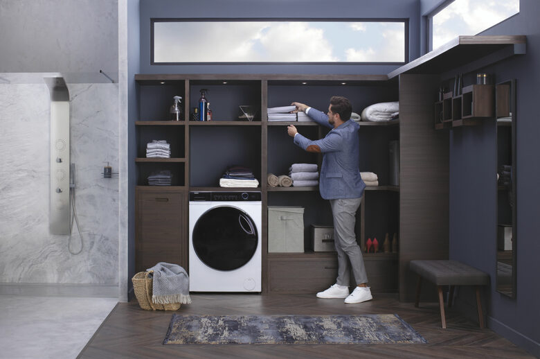 Haier HW150-BP14986EIT SuperDrum Serie 7 Lavatrice A Libera Installazione 15 Kg, 1400 Giri, Smart Dual Spray, AI Power Drive Inverter Motor, Classe A, Bianco