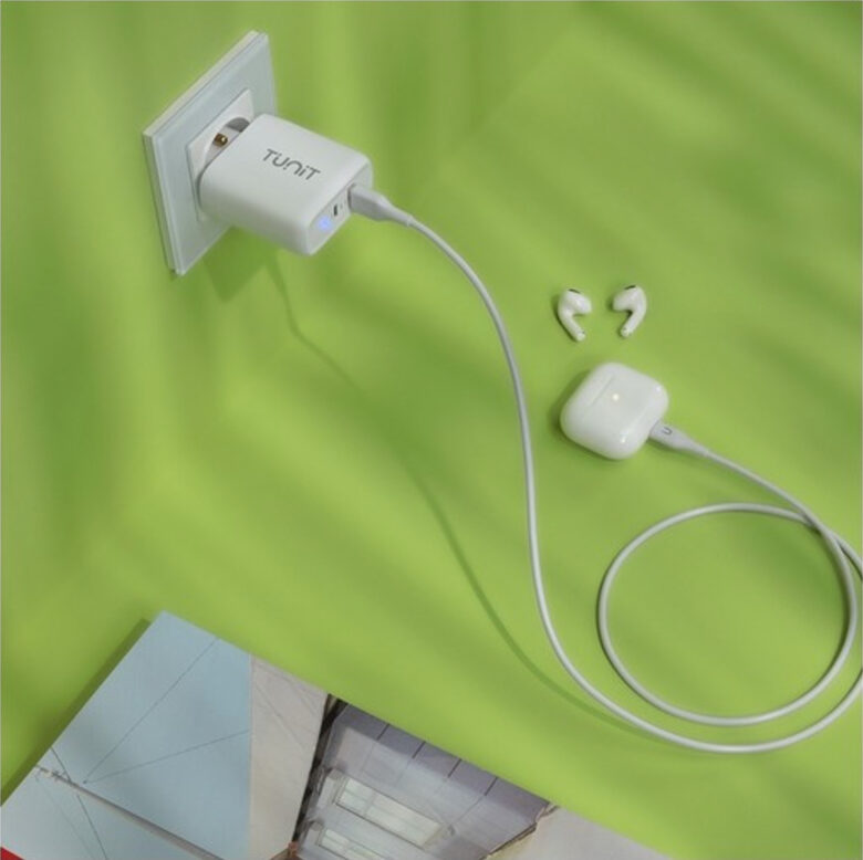 Tunit Cavo Dati Ttal1wh cavo Di Ricarica E Trasferimento Usb-a - Lightning 1m Bianco