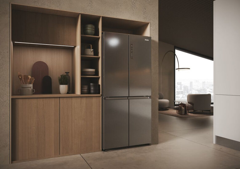 Haier HCR3818ENMM Cube 83 Serie 3 Frigorifero Side By Side Libera Installazione 467 L E Platino Stainless steel