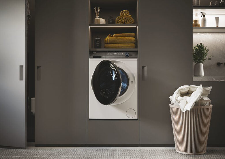 Haier HW90-BD14979EU1 lavatrice Caricamento frontale 9 kg 1400 Giri/min Bianco