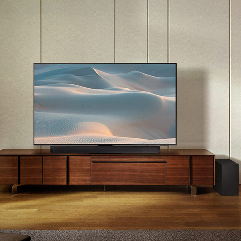 Samsung Soundbar HW-Q700C/ZF Serie Q, 9 speaker, Wireless Dolby Atmos, Audio a 3.1.2 canali, Q-Simphony, Compatibile con Alexa e Google Assistant, Black