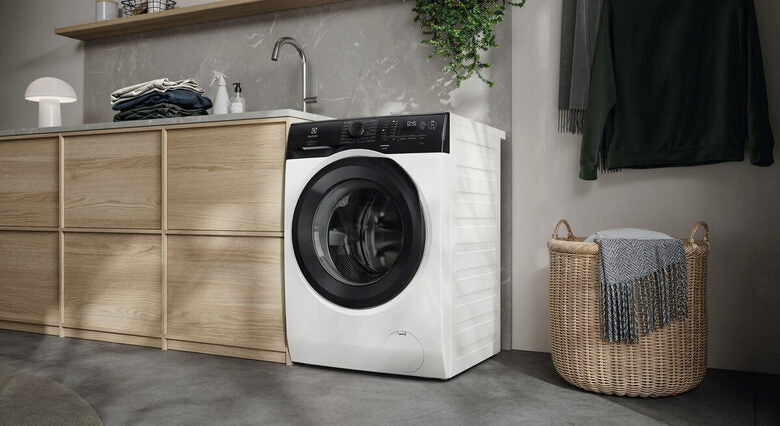 Electrolux EW6FZ28 Serie 600 Lavatrice A Libera Installazione 8 Kg, 1400 Giri, Sensicare, Fullwash, Hygiene, Classe A, Bianco