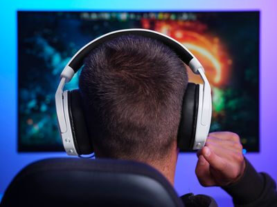 Trust GXT 493W Carus Auricolare Con cavo e senza cavo A Padiglione, Casco Gaming USB Type-C / USB Type-A Bluetooth Bianco