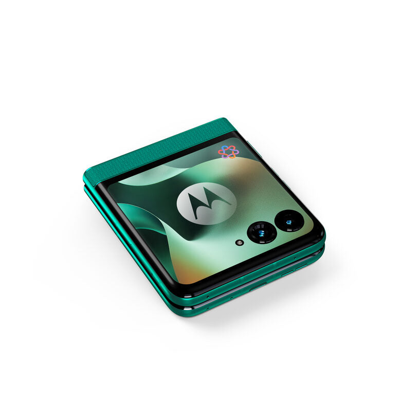 Motorola razr 70 (8/256GB, Doppia camera 50MP, Display interno FHD+ 6.9" 120Hz e esterno 3.62", MediaTek Dimensity 7450X, 4800mAh, TurboPower 30W, Android 16), PANTONE Sporting Green