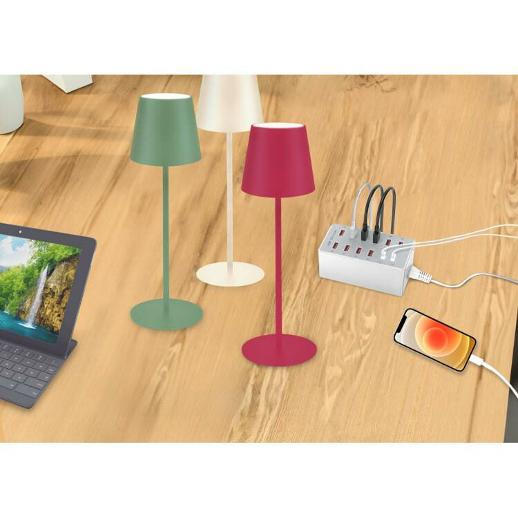 New Majestic 770532 WH Caricabatterie per dispositivi mobili Computer portatile, Smartphone, Tablet Bianco USB Interno