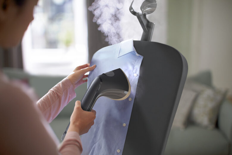 Philips Stand Steamer 3000 Series STE3170/80 Con StyleBoard inclinabile