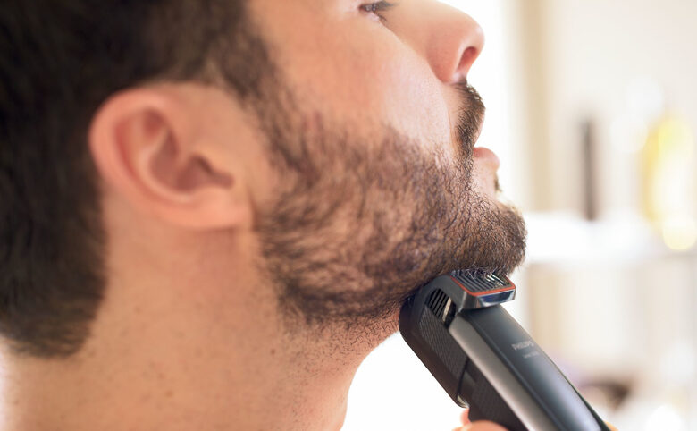 Philips BEARDTRIMMER Series 5000 Effetto barba di 3 giorni BT5200/16
